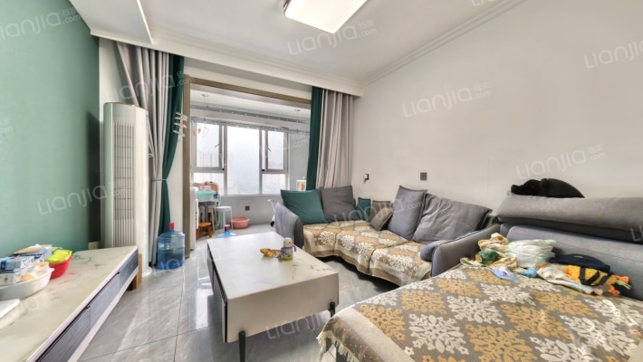 鸿锦城罗曼尼二手房实景图