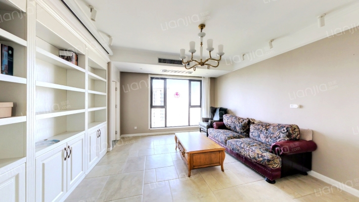 天鹅堡二手房实景图