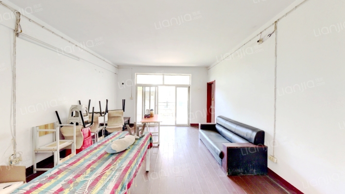 海景浪晴屿E区二手房实景图