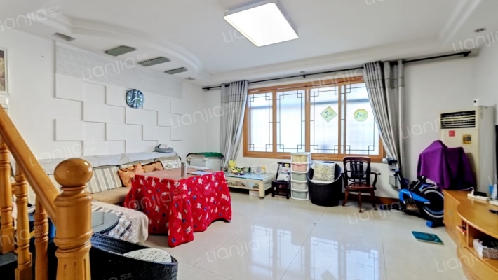 一百家属区二手房实景图