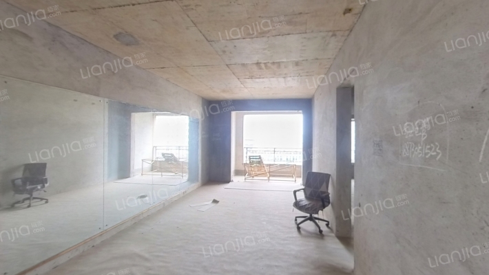 南湖俊园二手房实景图