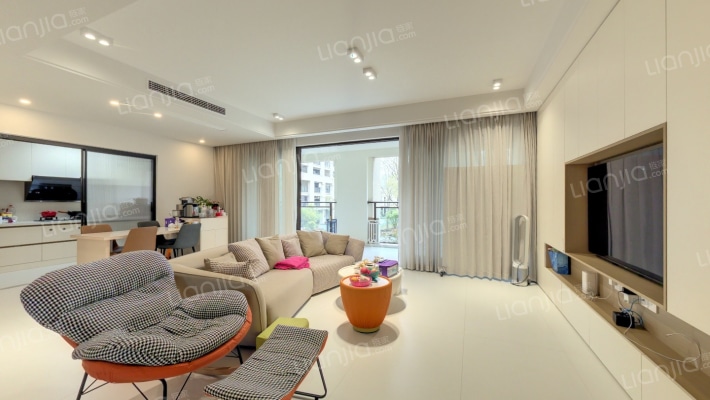 樾千山二手房实景图