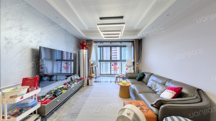 新昌恒大悦珑府二手房实景图