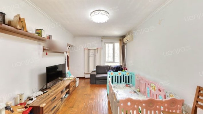 南湖中园一区二手房实景图