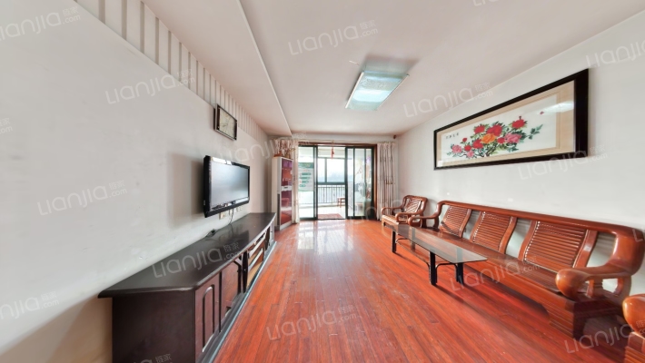 明发滨江一期二手房实景图