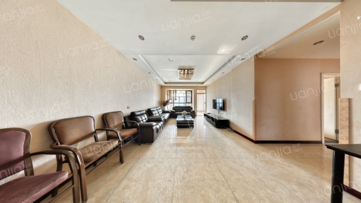 金河谷一期二手房实景图