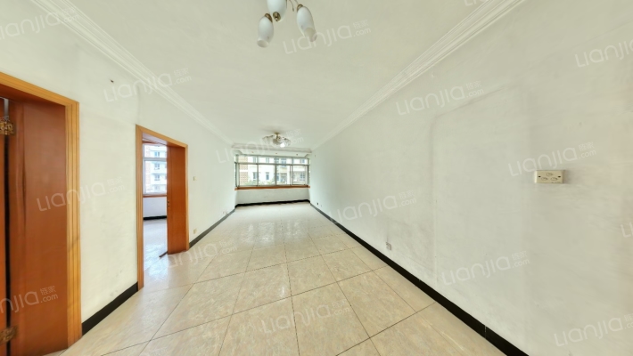 青江东路85号院二手房实景图