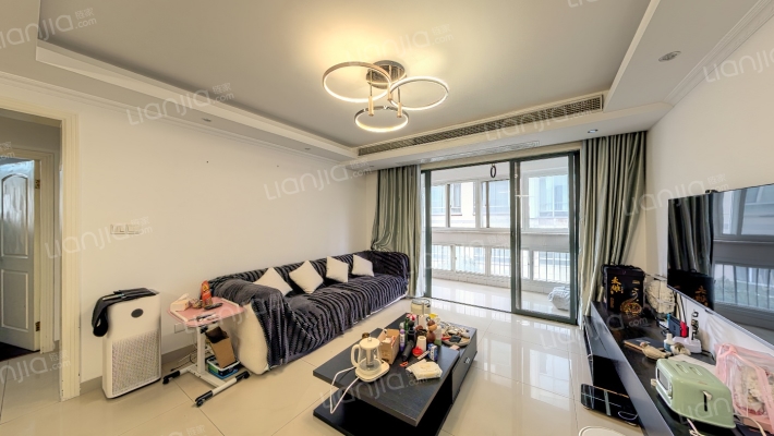 河畔明珠二手房实景图