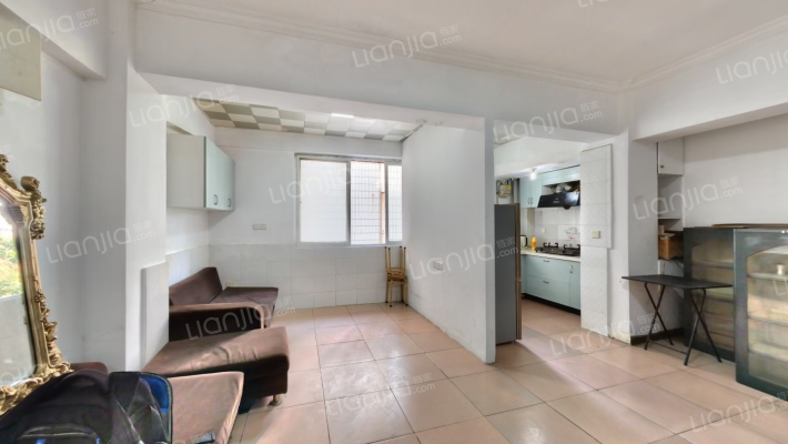 新华公寓二手房实景图