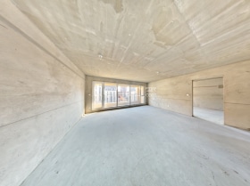 中金樾府三室两卫，大开间，电梯洋房，品质小区