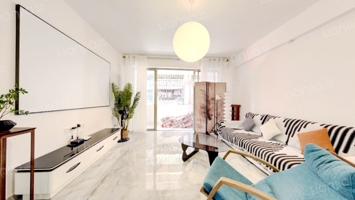 近秀花园住宅小区二手房实景图