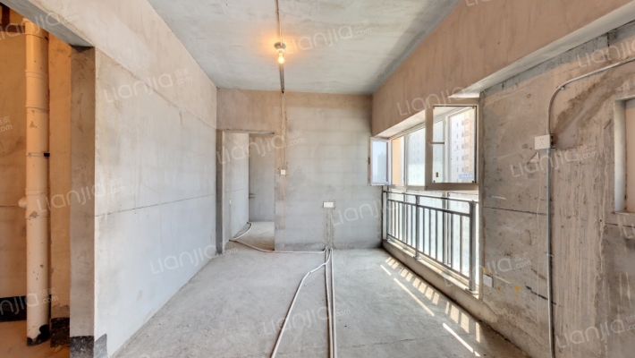 绿地悦公馆二手房实景图