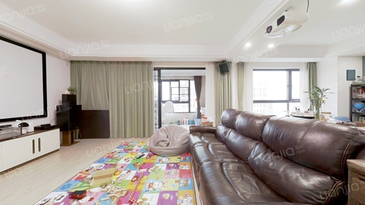 龙庭华府二手房实景图