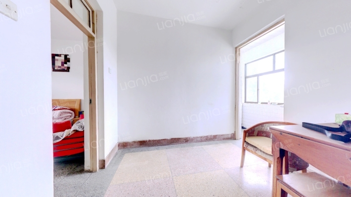 市纺机厂宿舍二手房实景图