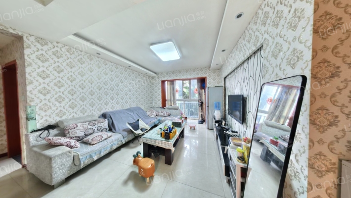 龙锦二手房实景图