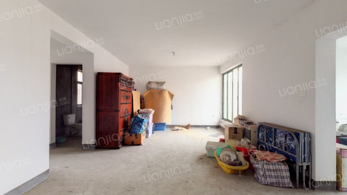 径都荷塘花苑二手房实景图