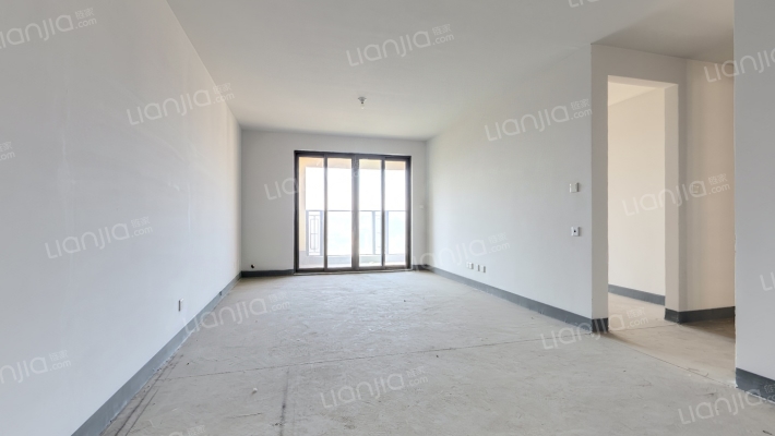 澜悦华庭二手房实景图