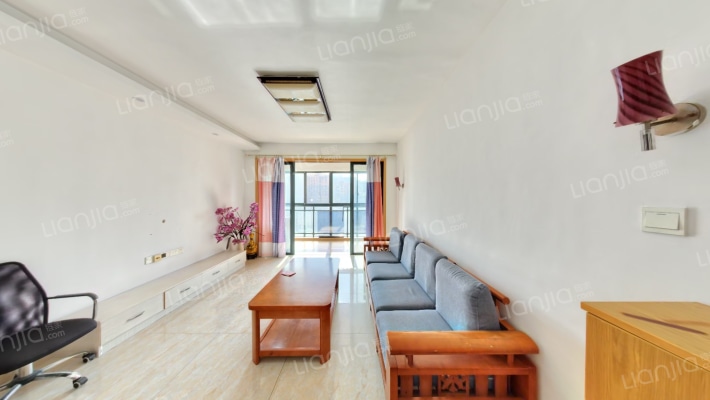 凯轩云顶二手房实景图