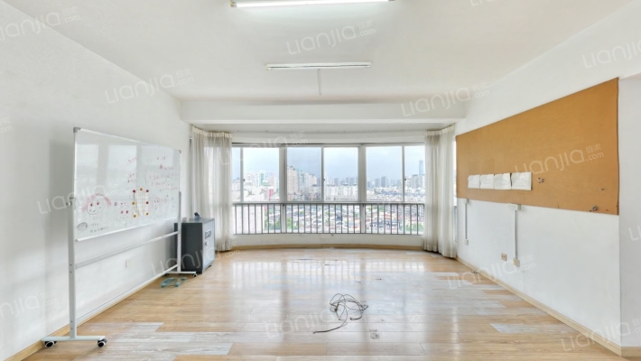 红日花园二期二手房实景图