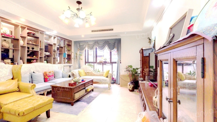 上善天成二手房实景图