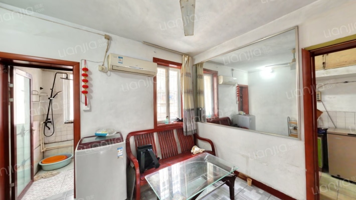 皮塑公司小区二手房实景图