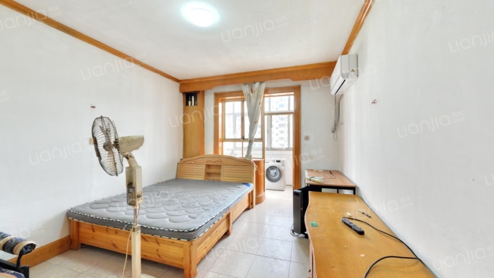 和平路建行宿舍二手房实景图