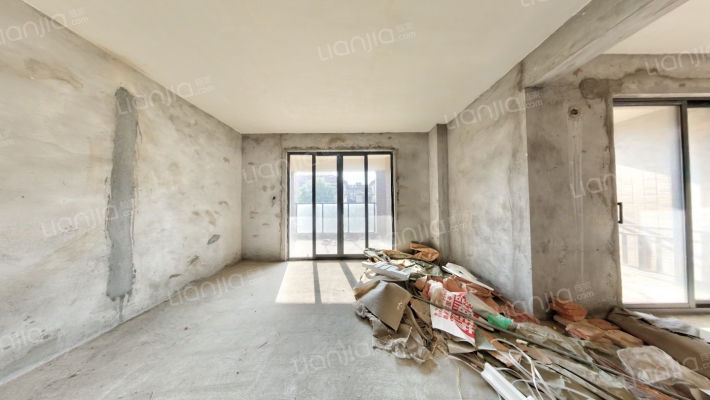 西湖绿洲城三期二手房实景图