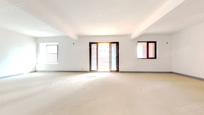 绿地国际理想城二期二手房实景图