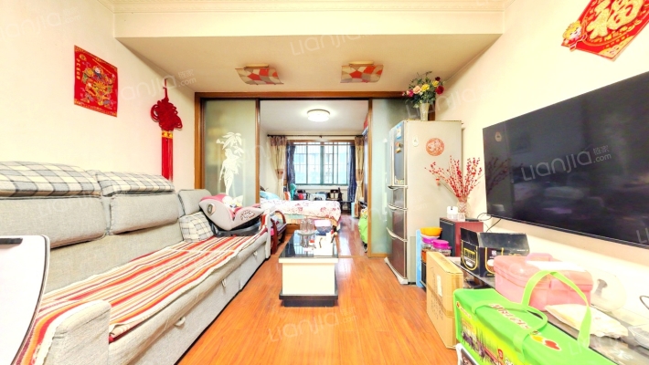 景凤路380弄二手房实景图