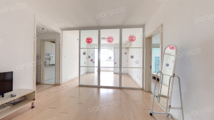 华远汤米公馆二手房实景图