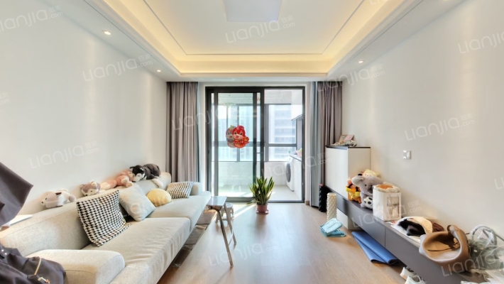 云靖花园二手房实景图