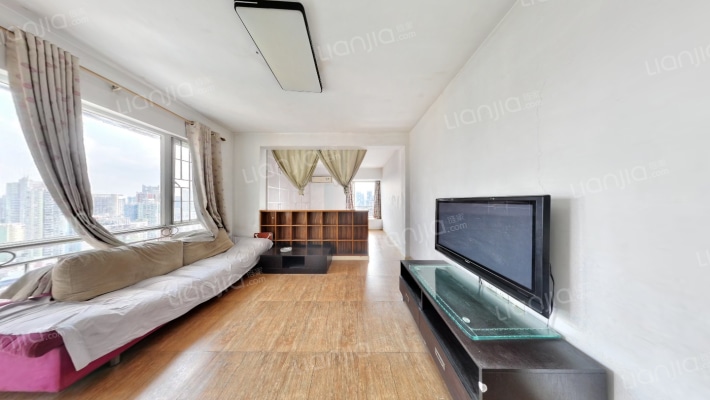 西亚怡顺佳苑二手房实景图