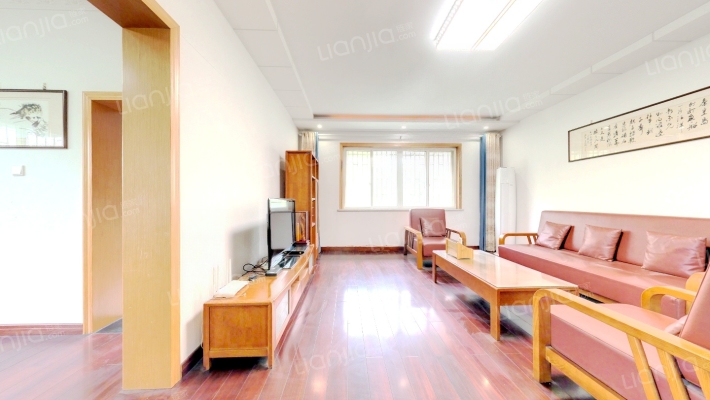 新兴小区二手房实景图