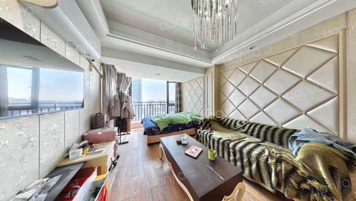 香年广场二手房实景图