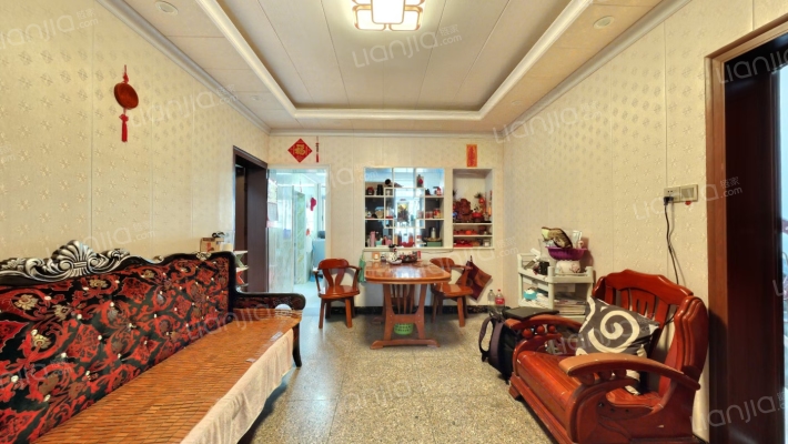 宁海中路2号二手房实景图