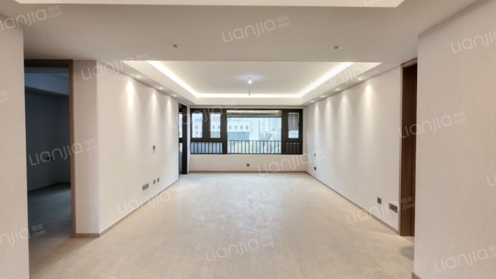 观山隐秀二手房实景图