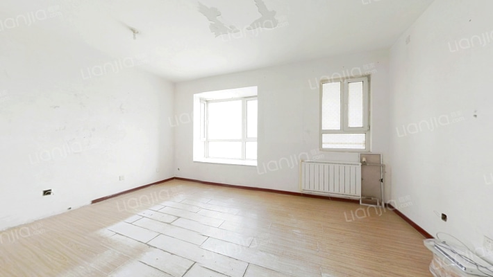 泰河新苑二手房实景图