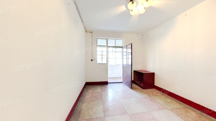 轻机厂宿舍二手房实景图