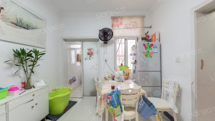 山潘四村二手房实景图