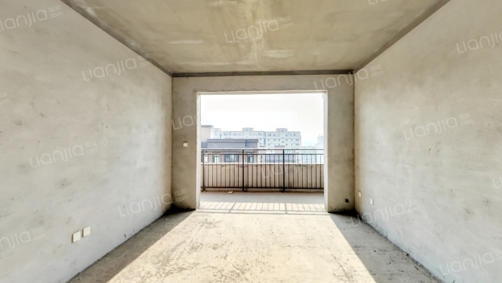 天安名郡二手房实景图