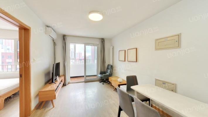 叠翠庭苑一区二手房实景图