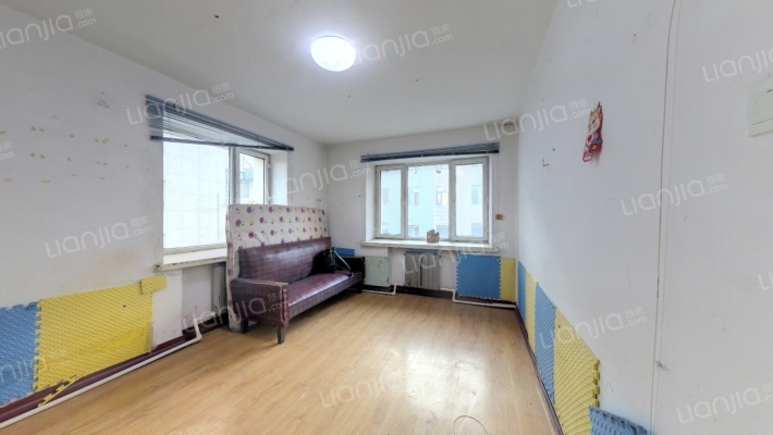 黑龙江大学家属楼二手房实景图