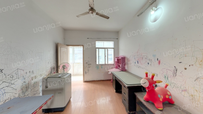 桃花镇月池路住宅小区二手房实景图