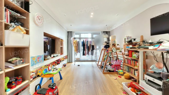 华业东方玫瑰C区二手房实景图