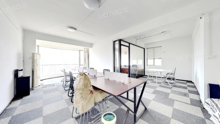 君临国际二手房实景图