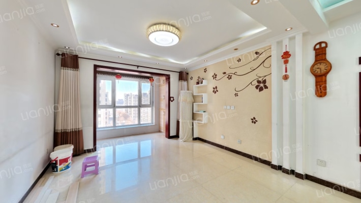 孔雀城英国宫二期二手房实景图