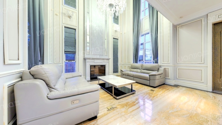 绿地海珀风华(别墅)二手房实景图