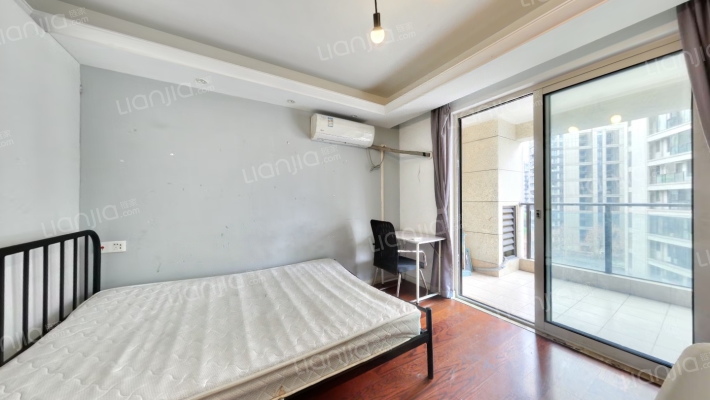 东方尚城南区二手房实景图