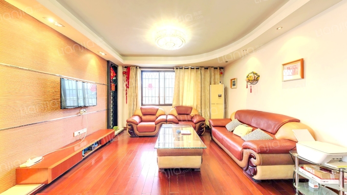 东方水都二手房实景图