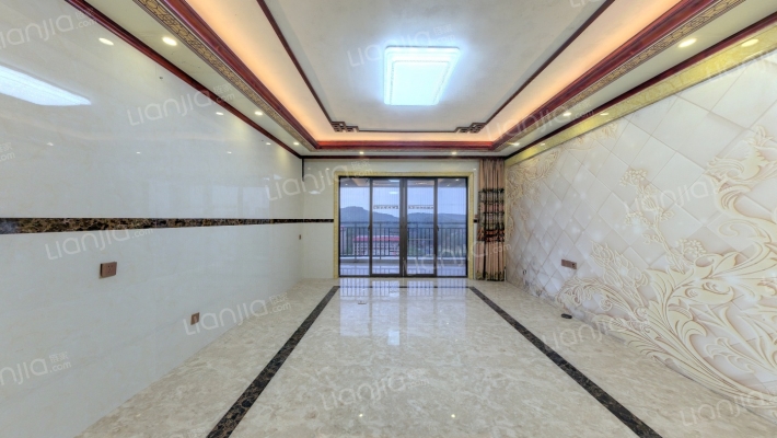 盛邦珑湖二手房实景图